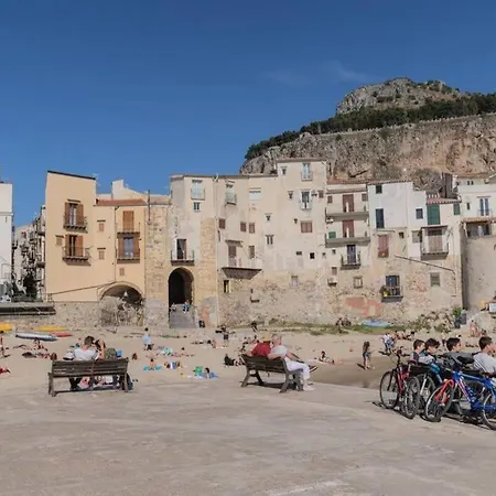 Nobiliare Design A 2 Passi Dal Mare * Cefalu